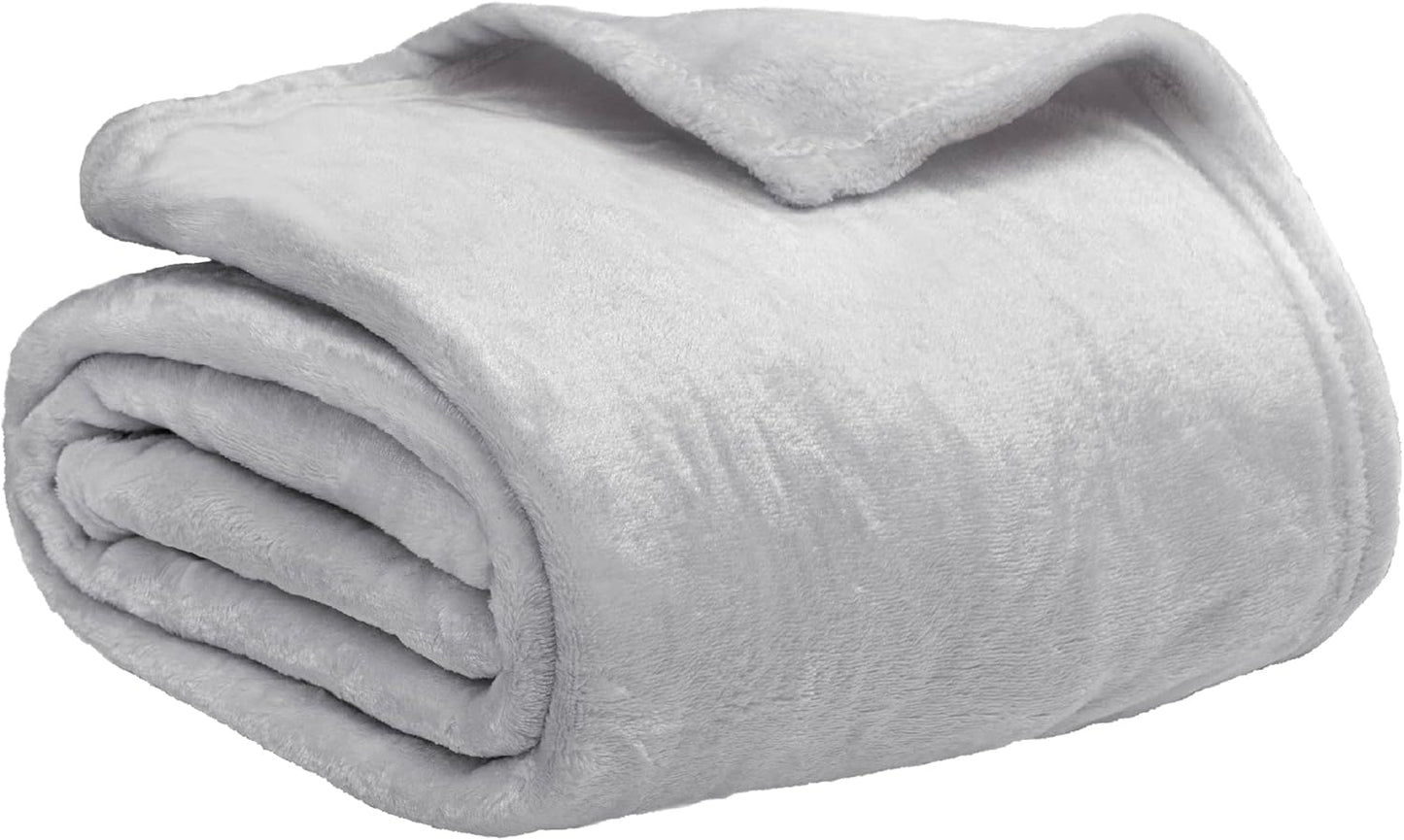 Light Grey Fleece Throw Blanket for Couch, Silver Super Soft Fuzzy Flannel Throw for Sofa, Luxury Plush Microfiber Bed Blanket, Cozy Home Decorative Velvet Gift Blanket, 50X60