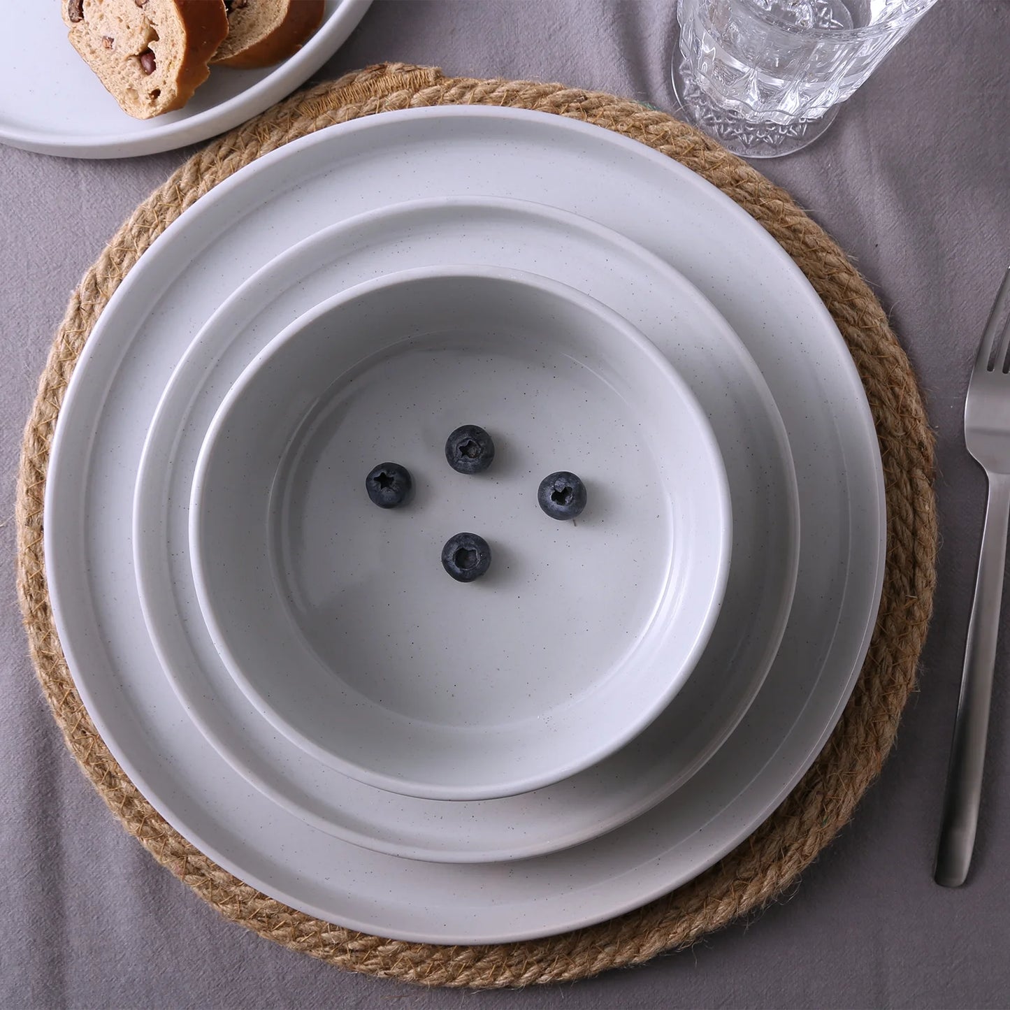 12 Piece Dinnerware Set, Stoneware Plates and Bowls Set, Dish Set for 4, Light Gray