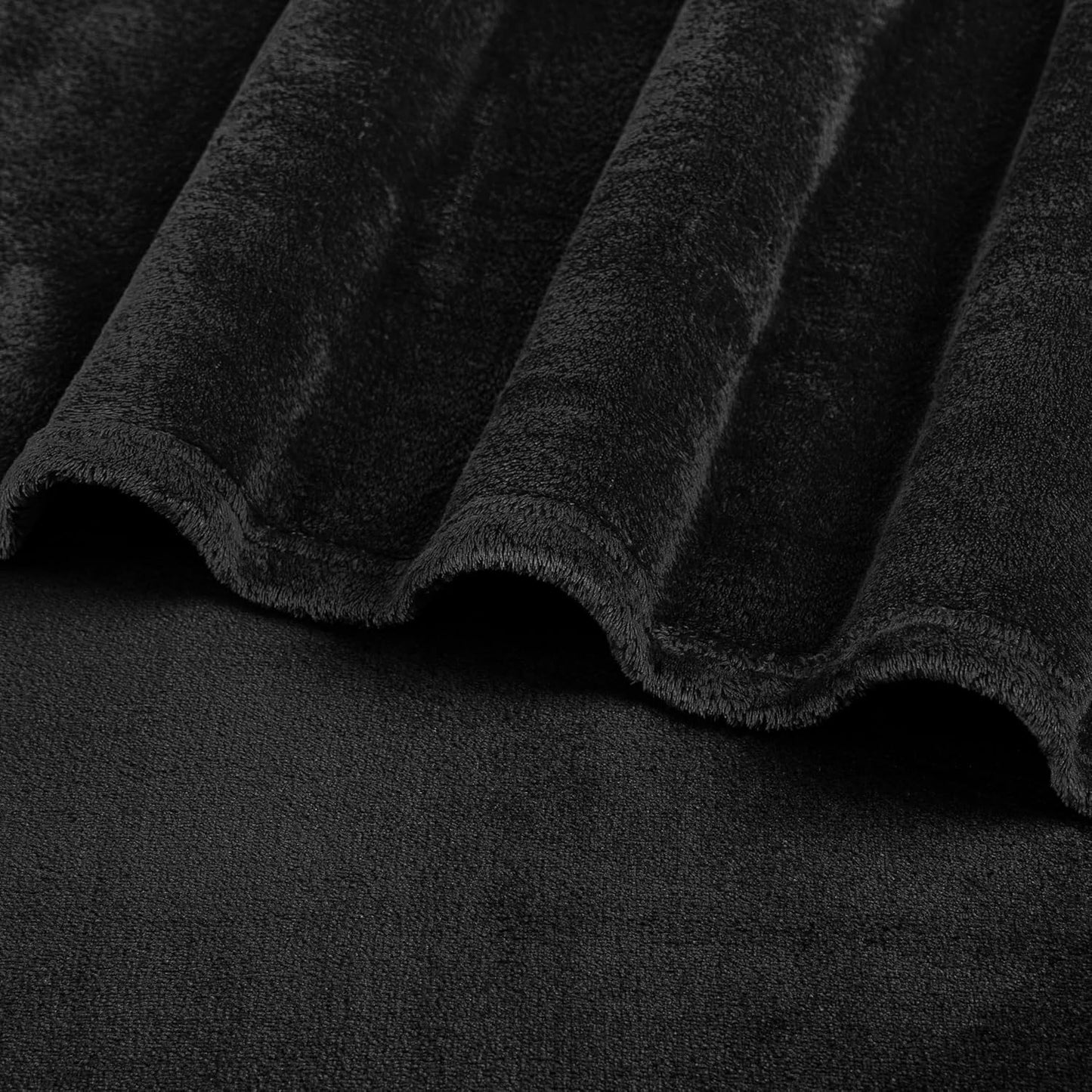 Black Fleece Throw Blanket for Couch Twin Size, Super Soft Fuzzy Flannel Throw for Sofa, Luxury Plush Microfiber Blanket Twin Bed, Home Decorative Velvet Gift Blanket, 60X80
