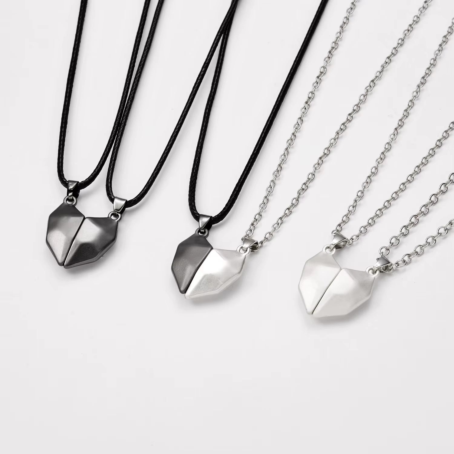 2Pcs Magnetic Heart Couple Necklace for Women Men Lover Valentine'S Day Wedding Anniversary Best Friend Party Jewelry Gifts